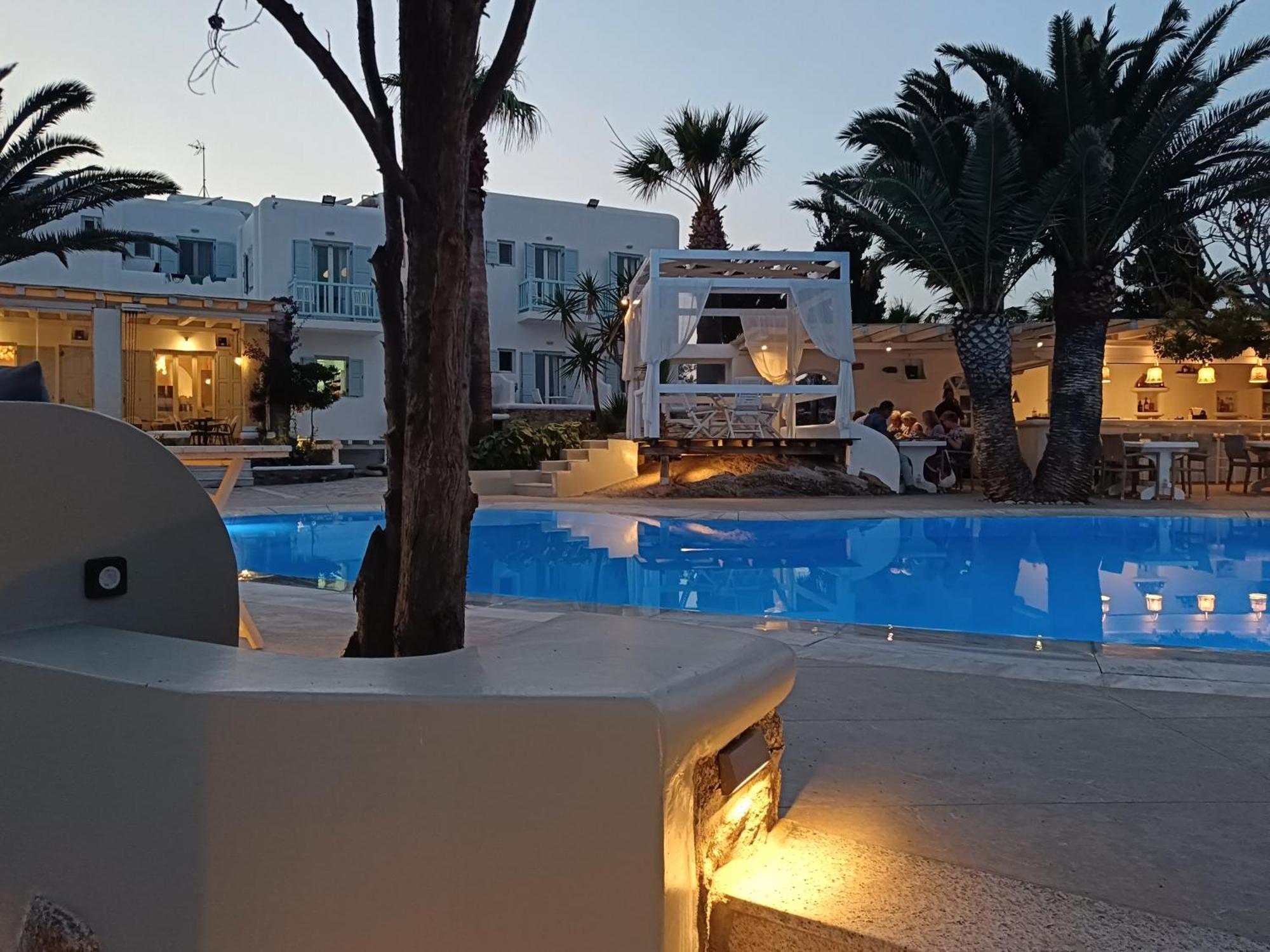 Aparthotel Zephyros Paraga  Exterior foto
